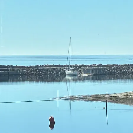 Sætervika Floating Bådhotel Hosen